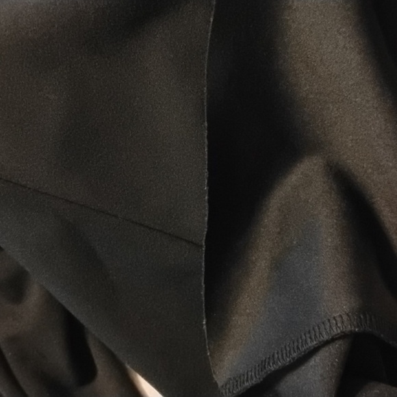 ZARA Basic Collection Woman's Black Off the Shoulder Asymmetric Hem Top, Size: S - Picture 9 of 9